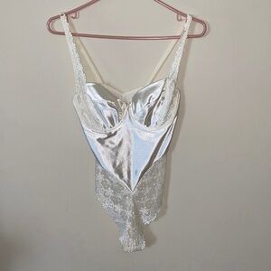 Passionata 80s Vintage White Satin Lace Chemise Slip Bodysuit 5796
